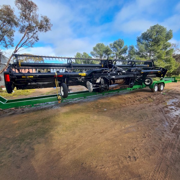 2016 MacDon FD75 35ft Flex Front