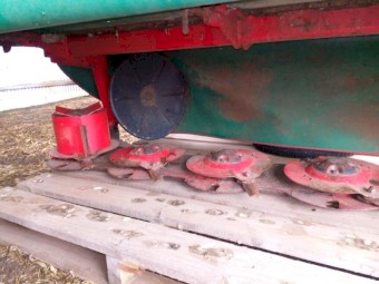 Kverneland 2832F Front 8 Disc Mower