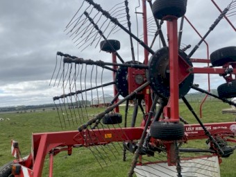 Lely Hibiscus 745 Vario Hay Rake