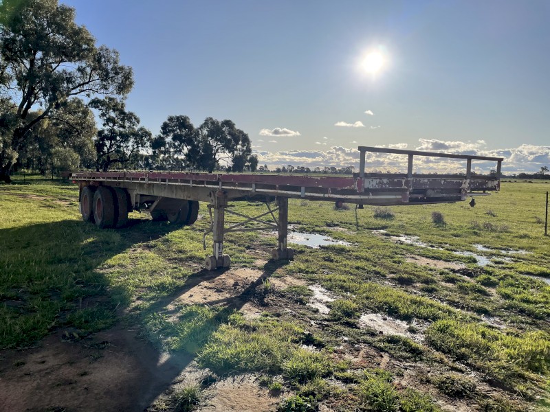 36ft McGrath Flat Top Trailer