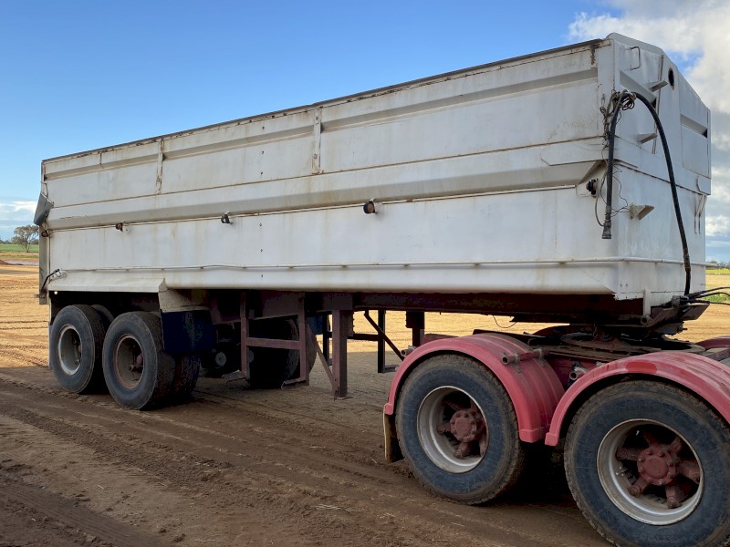 22ft Haulmark Grain Tipper