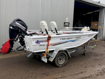 Quintrex F400 Hornet Trophy