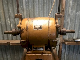 Lister Shearing Grinder
