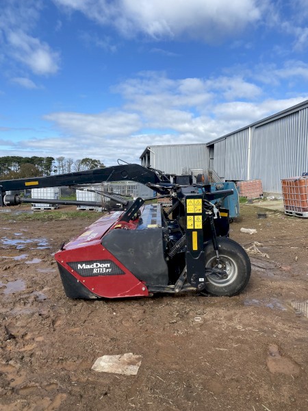 2016 MacDon R113PT Mower Conditioner