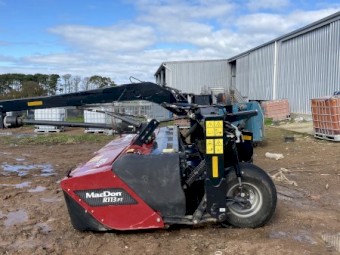 2016 MacDon R113PT Mower Conditioner