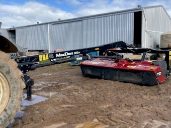 2016 MacDon R113PT Mower Conditioner