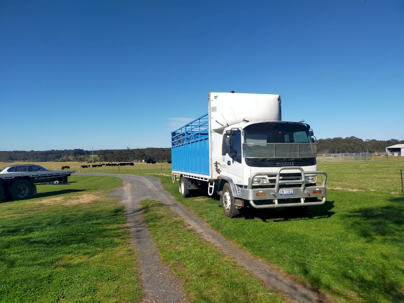 Isuzu FTR with Stockcrate