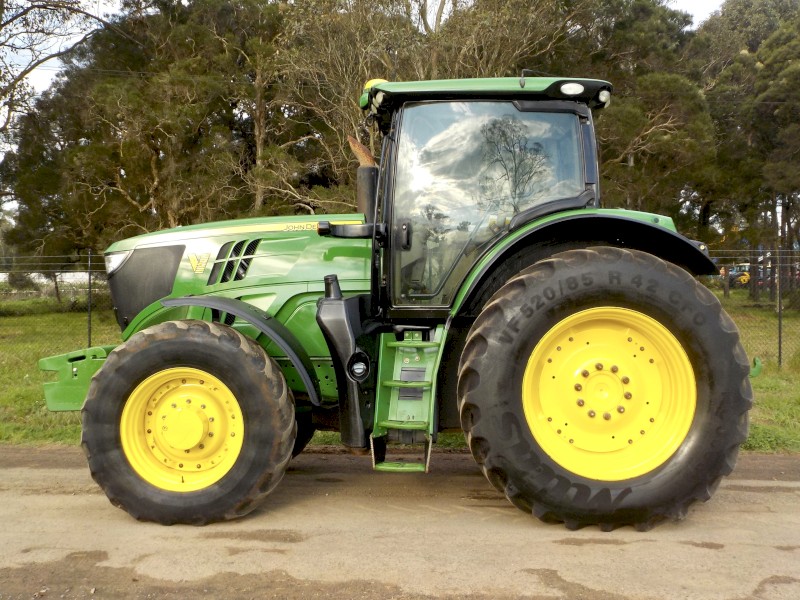 11/2016 John Deere 6175R 4x4 215hp Agricultural Farm Tractor