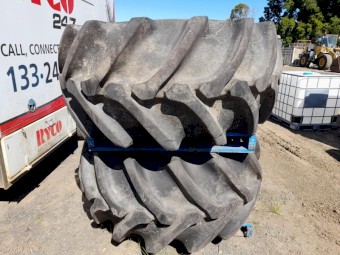  Pair of Firestone 28L-26 Rice Tyres with John Deere Rims