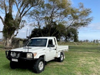 Toyota GX Landcruiser Ute