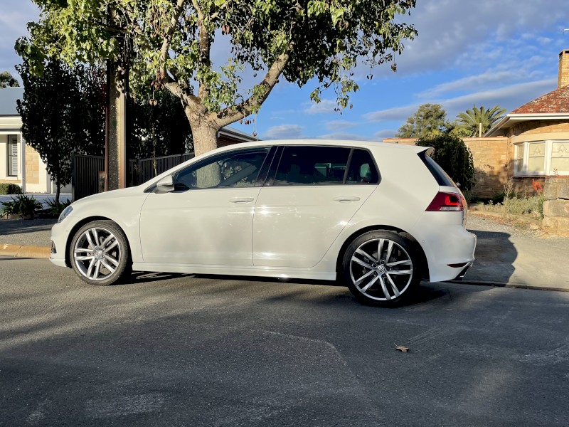 2016 VW Golf 110TSI Highline Hatch