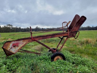 New Holland Hay Bale Loader