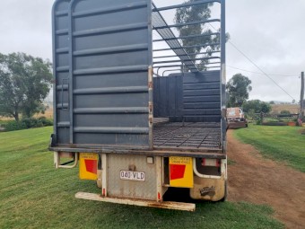 Sterling 2003 LT7500