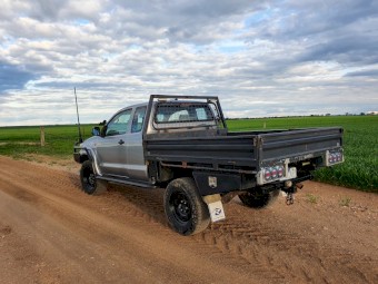 2014 4x4 Toyota SR hilux Space-Cab