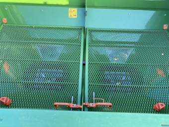 2016 Amazone ZAM 1501 Spreader