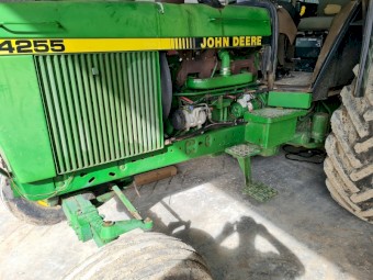 John Deere 4255 Tractor
