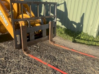 2013 Victory VL 200 Loader