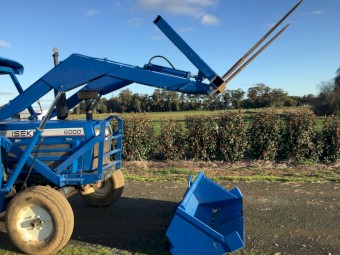 Iseki T6000E tractor