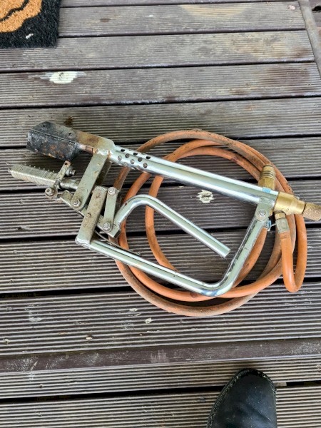 Te Pari gas Lamb Tail docking iron