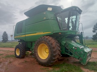 2004 John Deere 9860 STS Header with 2015 Midwest Durus Premium 41ft Front