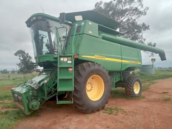 2004 John Deere 9860 STS Header with 2015 Midwest Durus Premium 41ft Front