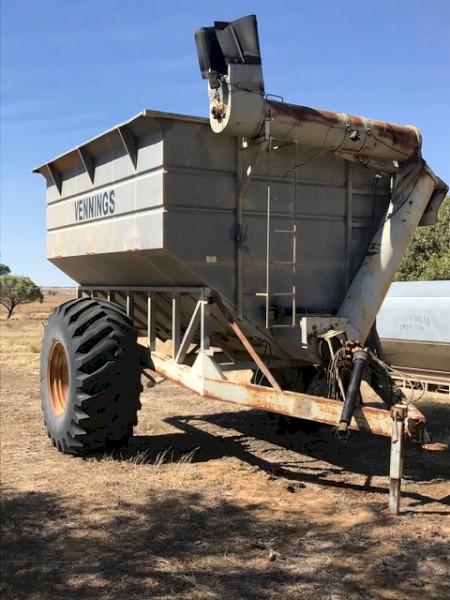 2004 Vennings 18T Chaser Bin