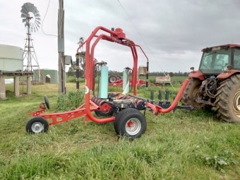 Vicon BW 1800 Satellite Bale Wrapper