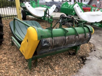 Hustler Chainless Bale Feeder