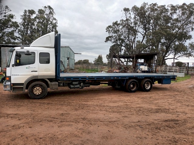 2004 Mercedes-Benz Atego 2328 Tray Truck