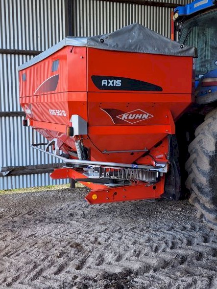 2014 Kuhn 50.1 W Spreader