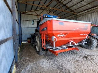 2014 Kuhn 50.1 W Spreader