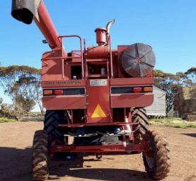 1994 Case IH 1660 Header with 30ft MacDon Draper Front on Trailer