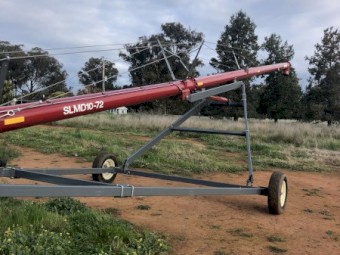 Meridian 10-72 Swing Away Auger