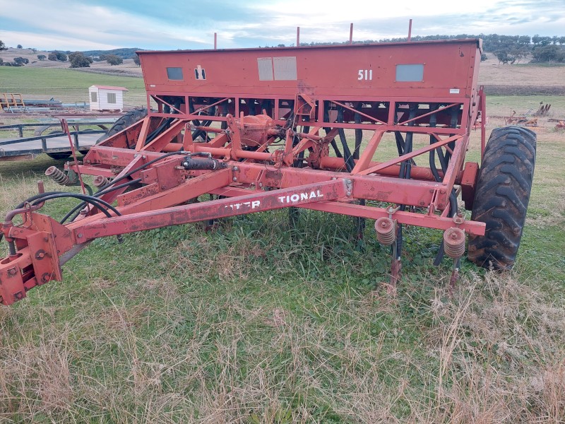 International direct drill 511