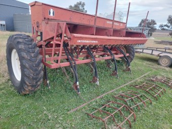 International direct drill 511