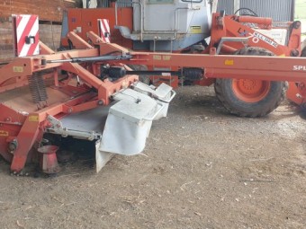 Lely 320 PC mower conditioner