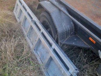 2021 3.5t Flat deck trailer 3.6m (12ftx 7ft) with removable stock crate