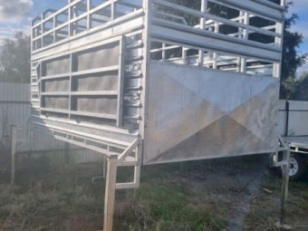 2021 3.5t Flat deck trailer 3.6m (12ftx 7ft) with removable stock crate