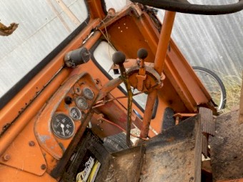 Chamberlain 9G industrial tractor