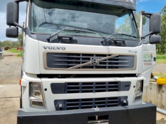 Custom Built Chicken & Feedlot Manure Spreader. 