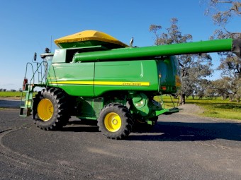 2009 John Deere STS 9770 Header with 635D Front & Trailer