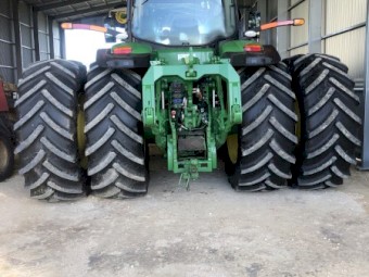 2018 John Deere 8270R