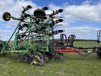 2018 John Deere 1870 Conserva pak Bar