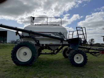 2018 John Deere 1870 Conserva pak Bar