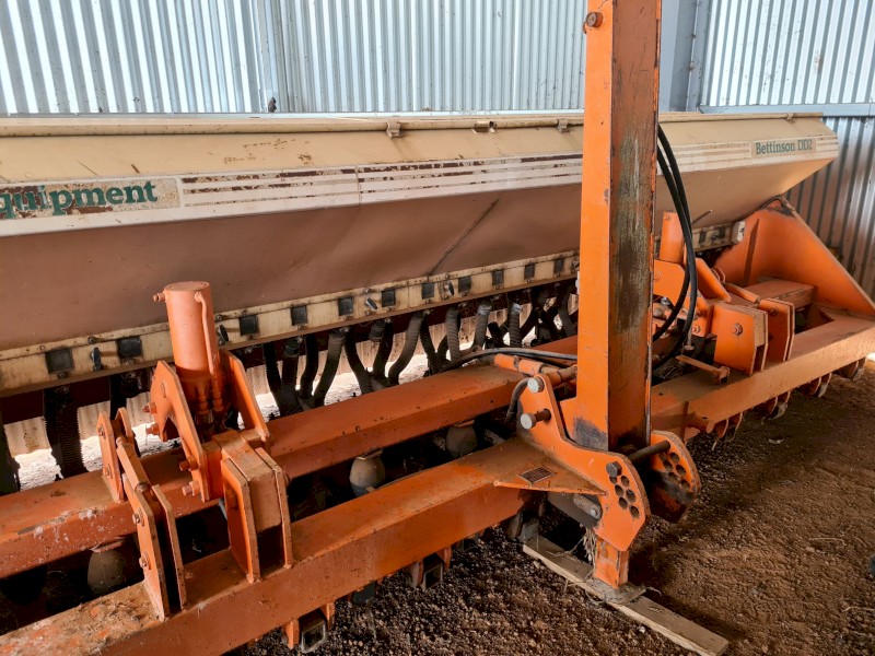 Bettinson DD2 Double Disc Planter