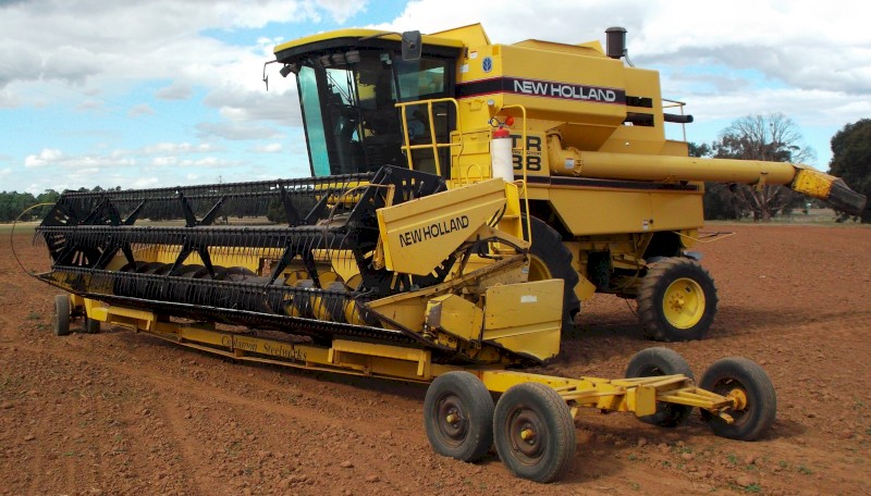 New Hollard TR88 Header 