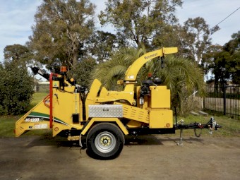 02/2013 Vermeer BC1200XL Commercial 13" Diesel Wood Chipper