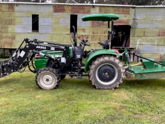 AG King AK404 40hp Tractor with FEL - 18 months old