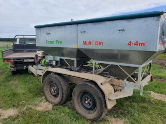 2016 Farm Pro Multi Bin Grouper and Grain Feeder