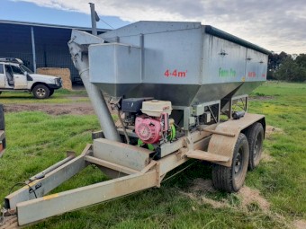 2016 Farm Pro Multi Bin Grouper and Grain Feeder